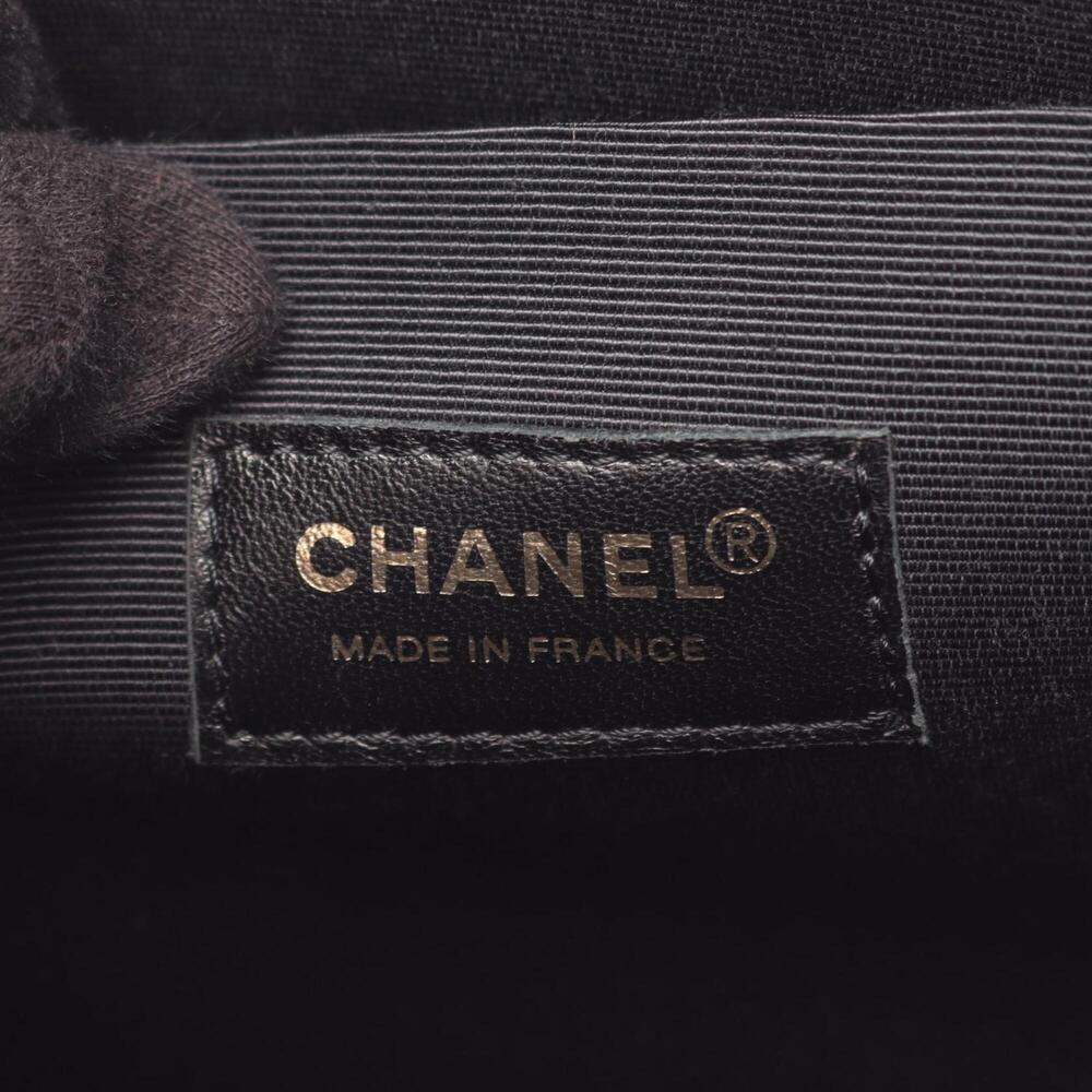 CHANEL Black Leather Tote Bag - Picture 4 of 15